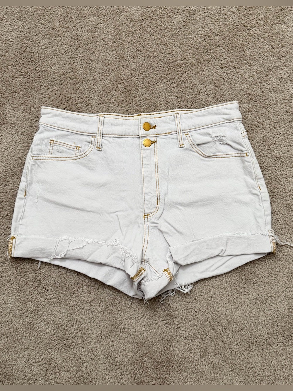 Universal Thread Womens Vintage Midi Jean Shorts Light Wash Denim Size 10/30